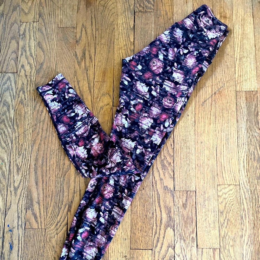 Lululemon Athletica Rose Pants 4